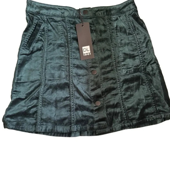 NWT Big Girls Dl1961 Big Girls Jenny skirt velvet green mini button front - Picture 3 of 7
